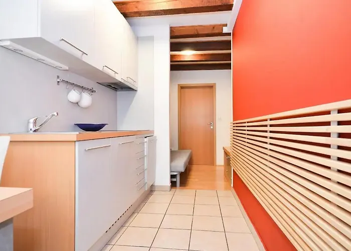 Seaside Marcella Piran